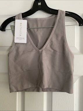 Athleta Aurora Ribbed V-Neck Crop Tank in Dusty Mauve
